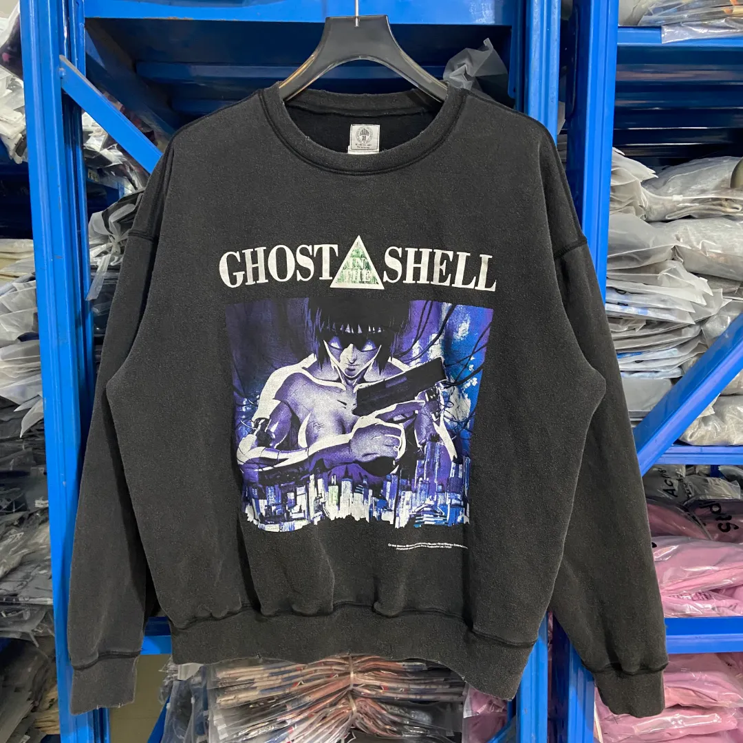 New arrival🆕SAINT MICHAEL Ghost in the Shell GITS retro washed distressed round neck plus velvet pullover long-sleeved sweatshirt Fabric: 420g Style number: SM605 Size: S-M-L-XL Color: Black Price: P198